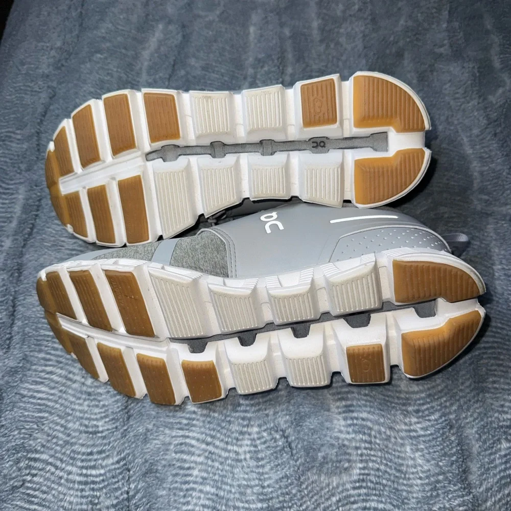 On Cloud 5 Terry Sneakers | Glacier / White | Women's Size 10.5